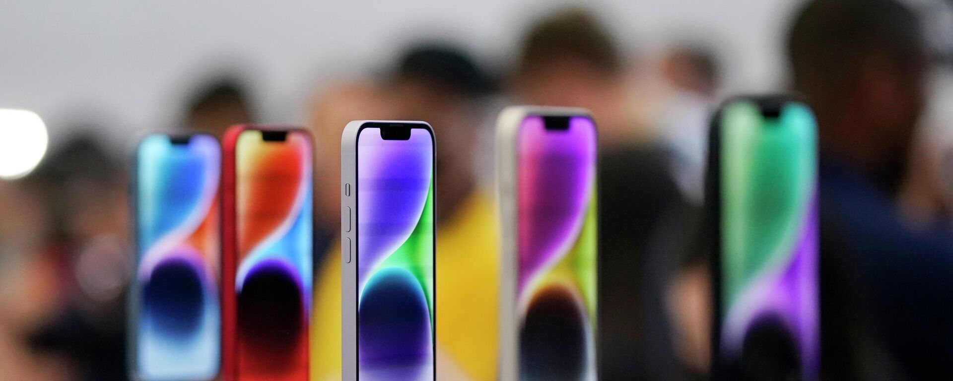 New iPhone 14 models on display at an Apple event on the campus of Apple's headquarters in Cupertino, Calif., Wednesday, Sept. 7, 2022 - Sputnik International, 1920, 27.10.2022