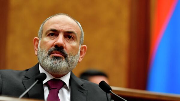 Armenian PM Nikol Pashinyan addresses Parliament on September 14, 2022 - Sputnik International