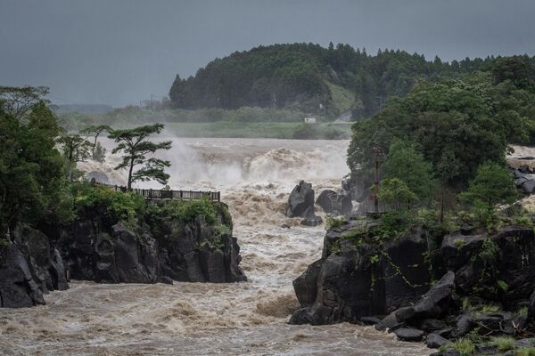 Sendai River during typhoon Nanmadol in Japan  - Sputnik International