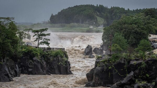 Sendai River during typhoon Nanmadol in Japan  - Sputnik International