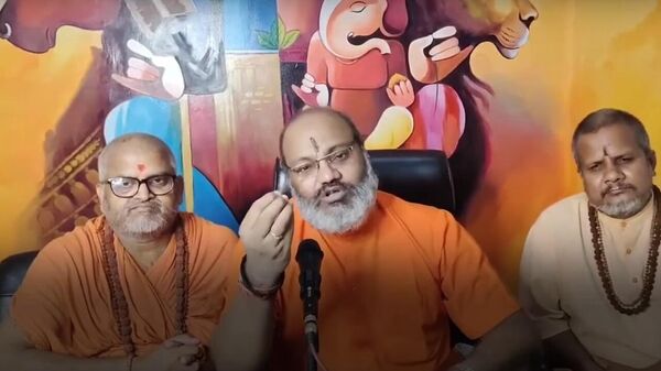 Har Ghar Tiranga: Uttar Pradesh's Yati Narsinghanand urges Hindus to boycott PM Modi’s campaign - Sputnik International