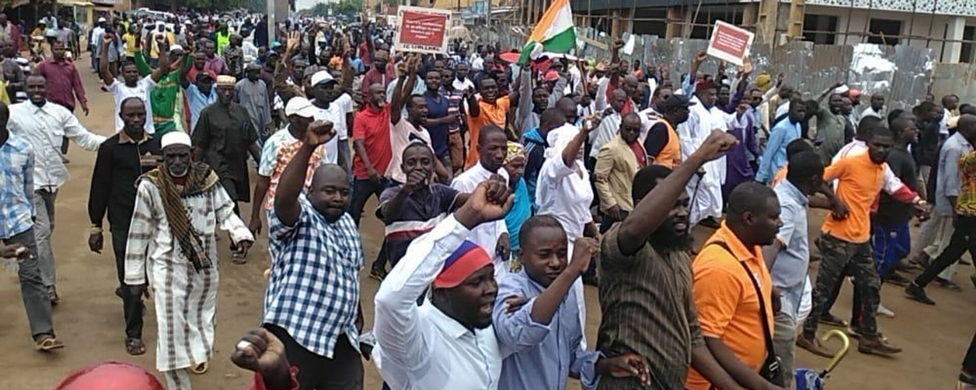 اعتراضات علیه سربازان فرانسوی در نیجر - اسپوتنیک بین‌المللی، 1920، 2024/04/21