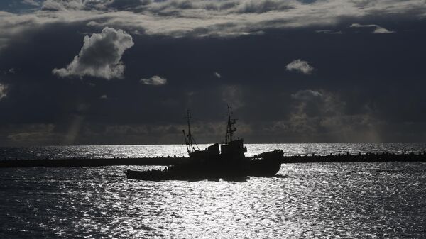 Baltic Fleet ship at strategic exercises in Baltiysk Military Harbor - Sputnik International