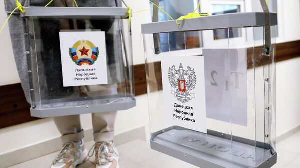 Referendum in Donbass - Sputnik International