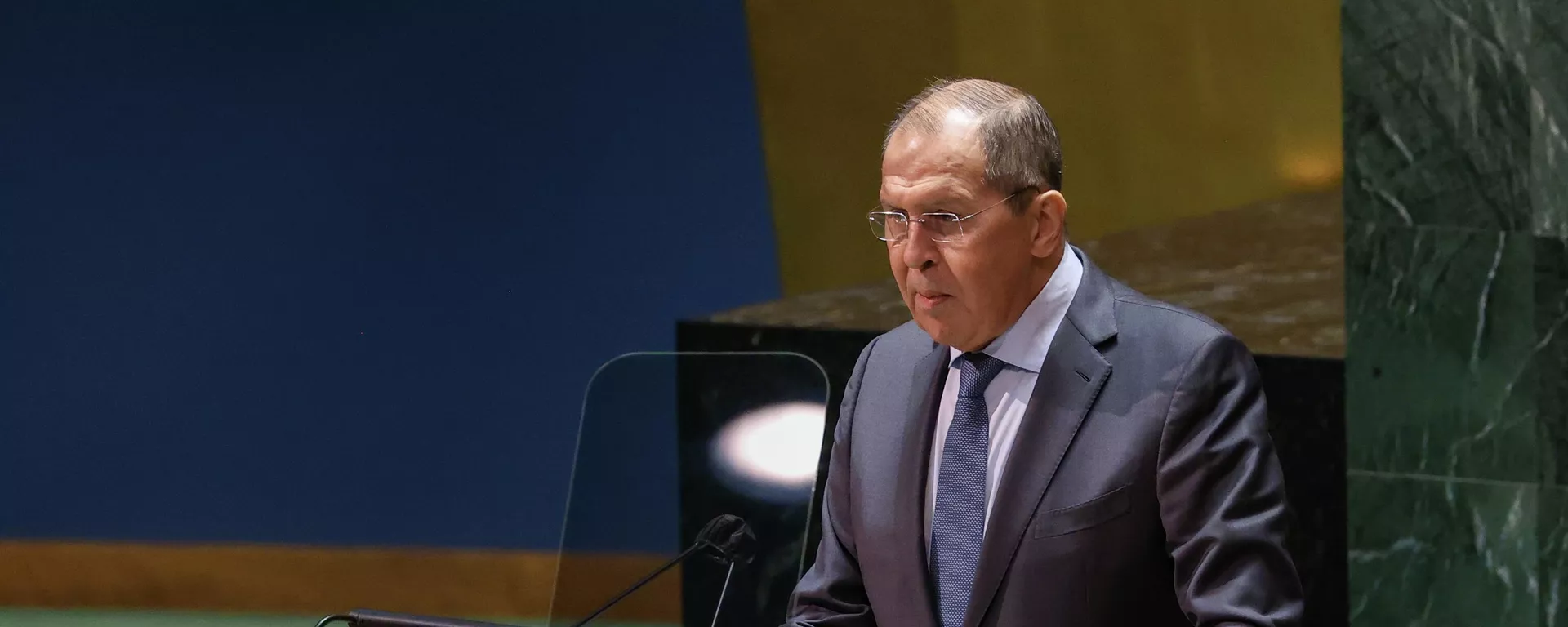 Russian Foreign Minister Sergey Lavrov speaks during a general political discussion at the 76th UNGA in New York - Sputnik International, 1920, 28.09.2024