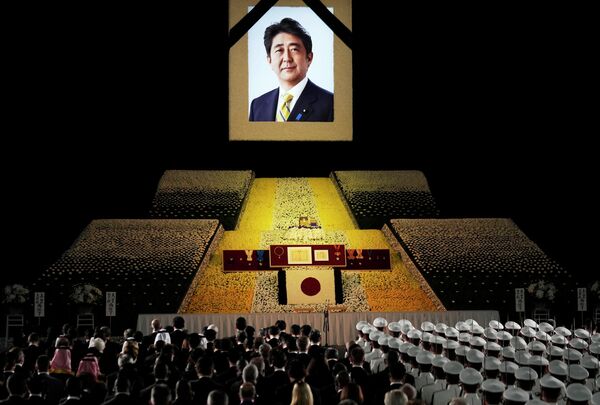 Государственные похороны экс-премьера Японии Синдзо Абэ в Токио  - Sputnik International