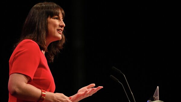Shadow Chancellor of the Exchequer Rachel Reeves speaks on stage on the third day of the annual Labour Party conference in Brighton, on the south coast of England on September 27, 2021 - Sputnik International