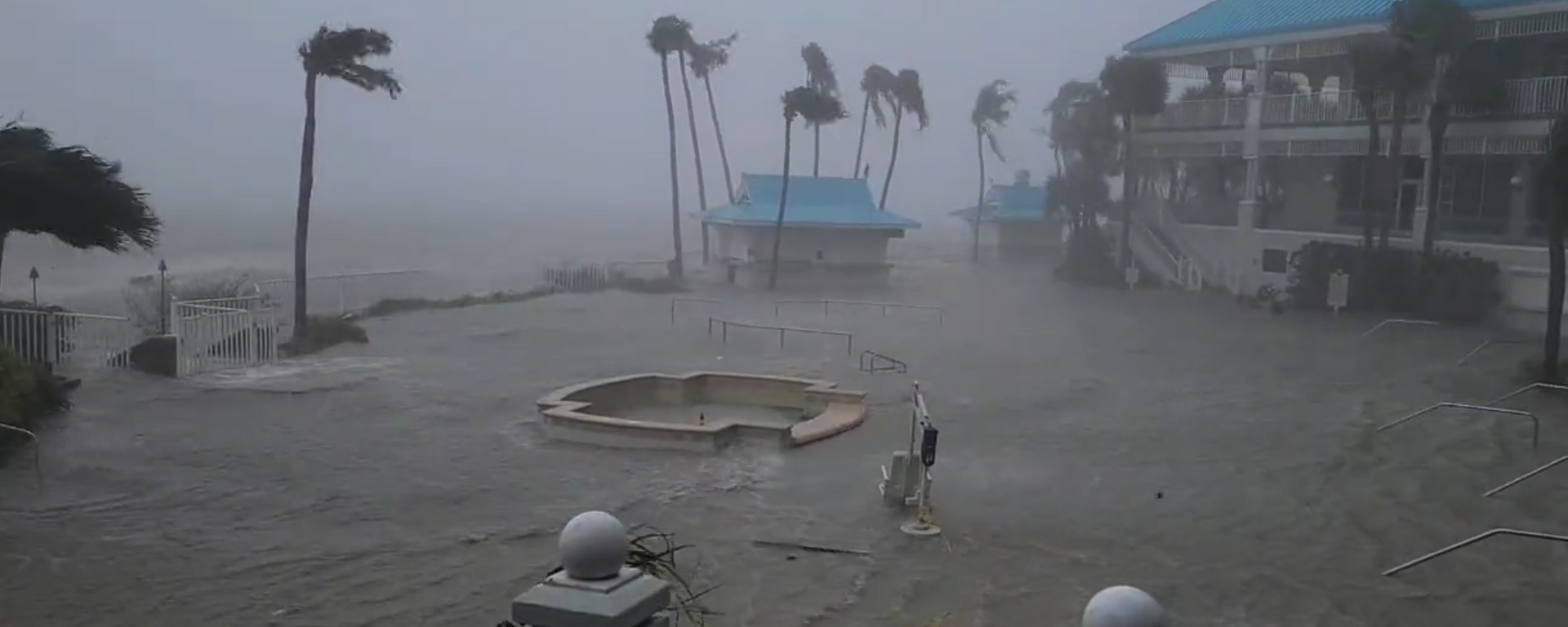 Hurricane Ian has officially made landfall in Florida as a Category 4 storm, the US National Hurricane Center has confirmed. - Sputnik International, 1920, 17.11.2023
