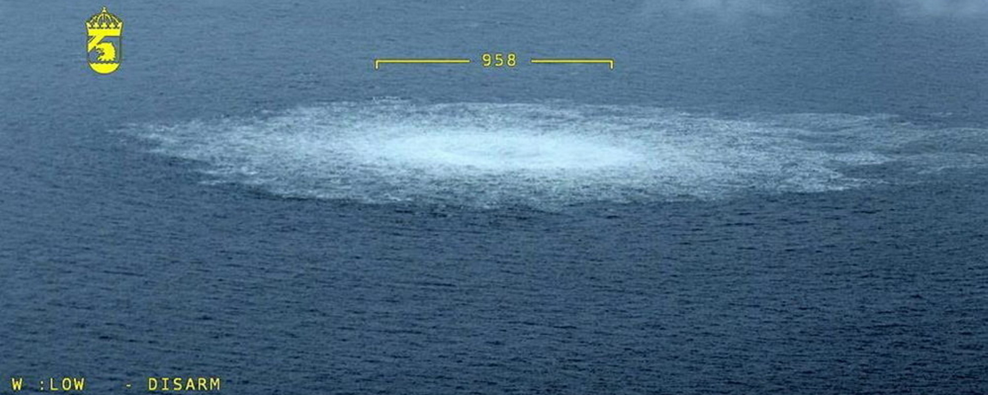 In this picture provided by Swedish Coast Guard, the gas leak in the Baltic Sea from Nord Stream photographed from the Coast Guard's aircraft on Wednesday, Sept. 27, 2022 - Sputnik International, 1920, 29.09.2022
