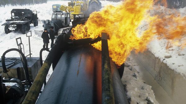 Construction of the Urengoy-Surgut-Chelyabinsk pipeline. December 1978. - Sputnik International