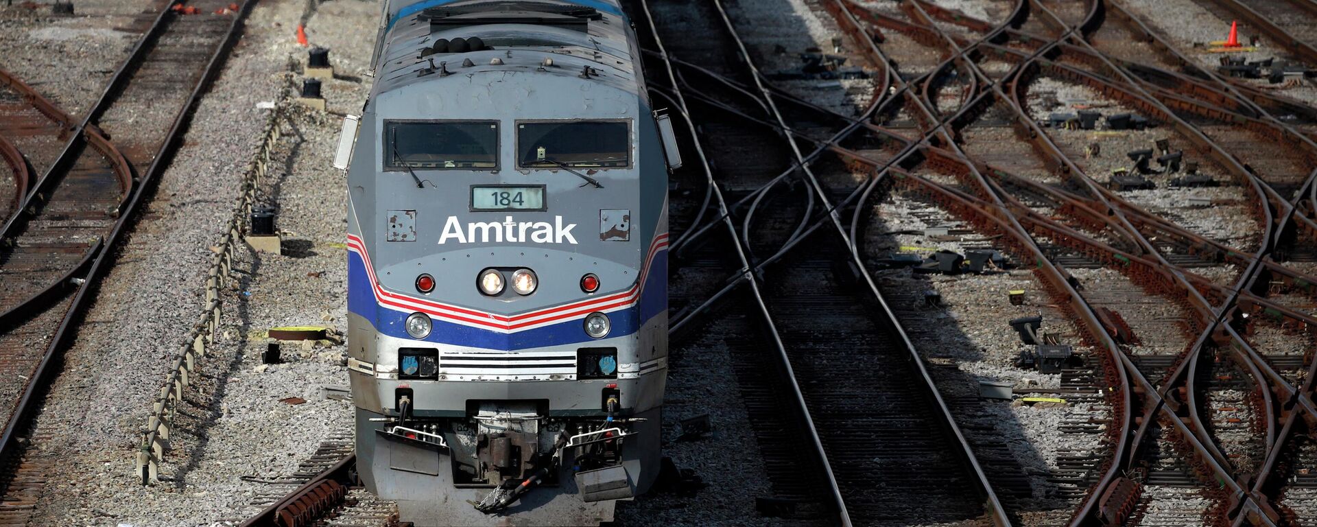 Amtrak’s California Zephyr passenger train departs Chicago Union Station in Chicago, Illinois, on March 2, 2022.  - Sputnik International, 1920, 11.10.2022