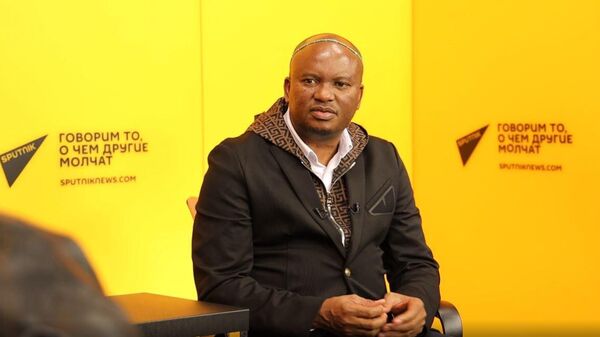 Zolani Mkiva, manager of the Mkiva Foundation, Delegate to the South African National Council of Provinces, - Sputnik International