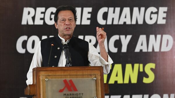 Ousted Pakistan's prime minister Imran Khan addresses an event on Regime Change Conspiracy and Pakistan’s Destabilisation in Islamabad on June 22, 2022. - Sputnik International
