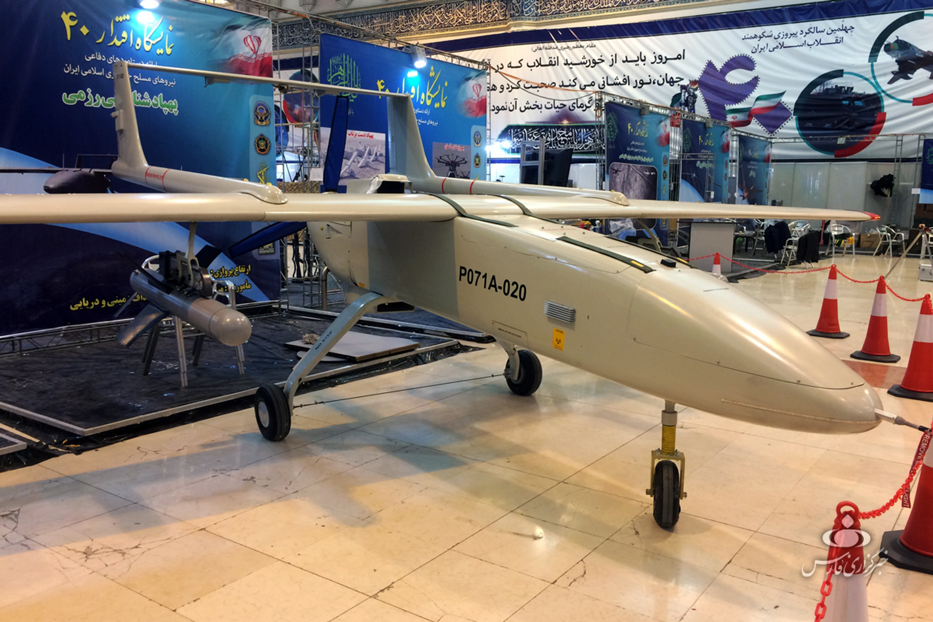 Mohajer-6 UAV with serial number P071A-020 seen during the Eqtedar 40 defence exhibition in Tehran. - Sputnik International, 1920, 20.10.2022