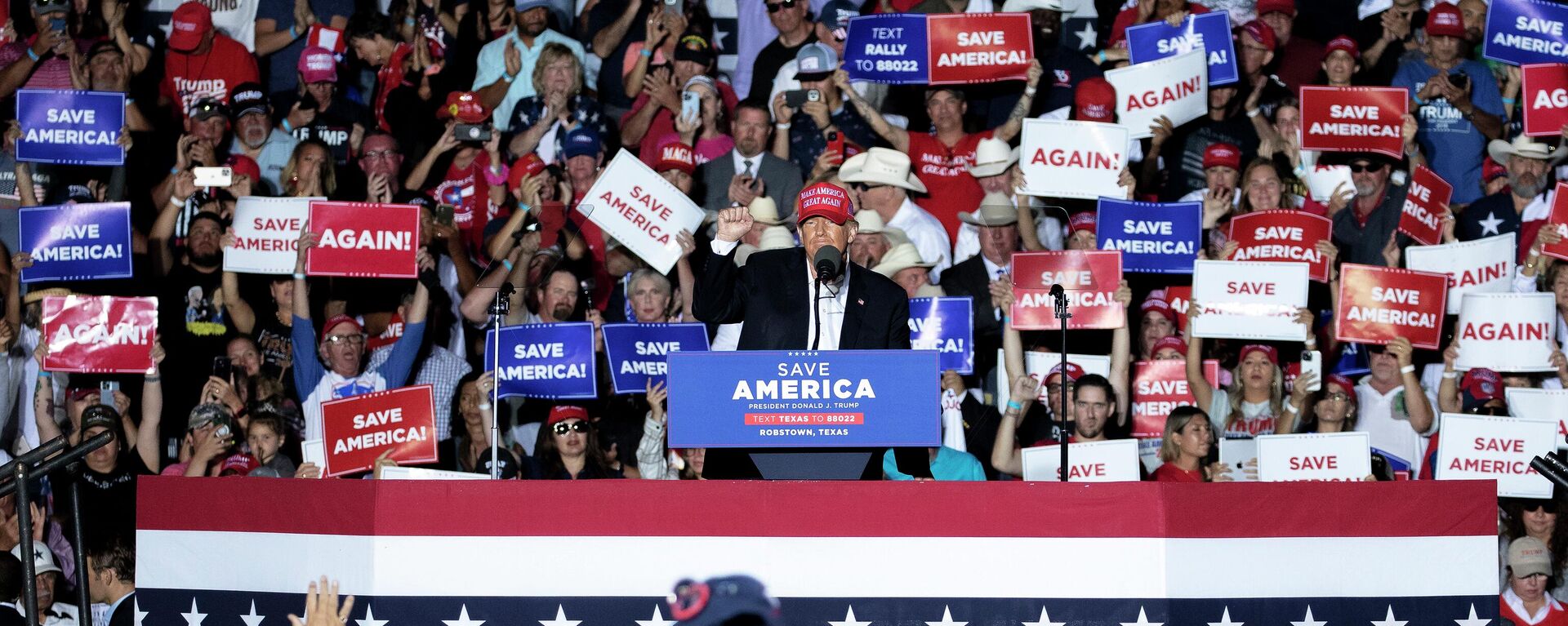 Former President Donald Trump speaks at a rally, Saturday, Oct. 22, 2022, in Robstown, Texas. - Sputnik International, 1920, 23.10.2022