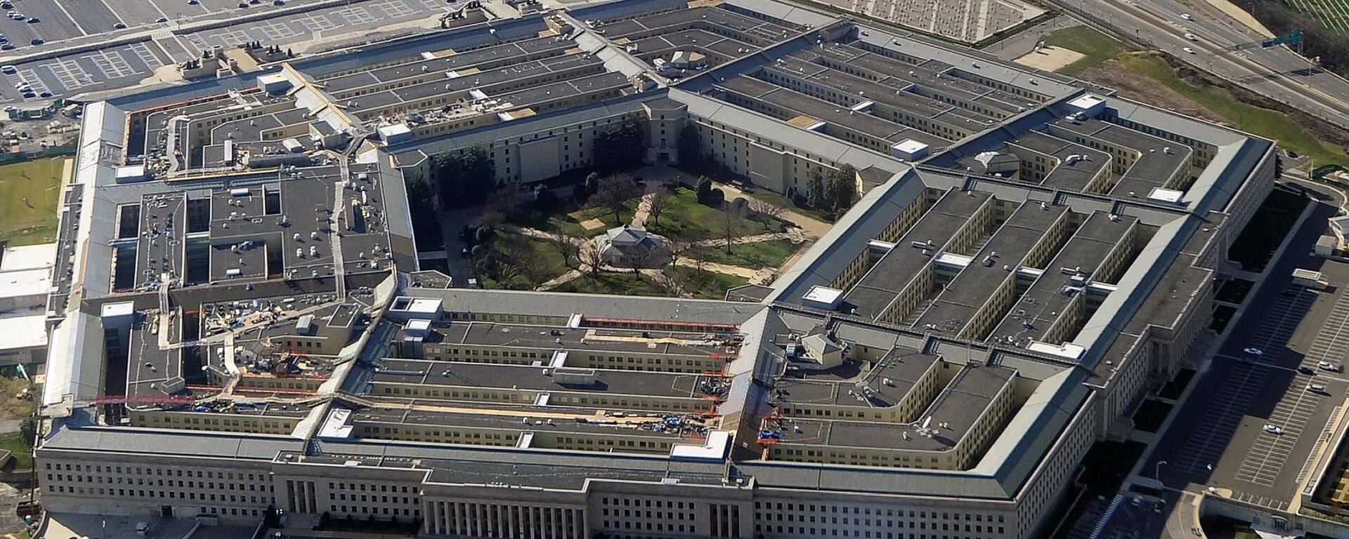 This picture taken December 26, 2011 shows the Pentagon building in Washington, DC - Sputnik International, 1920, 02.11.2022