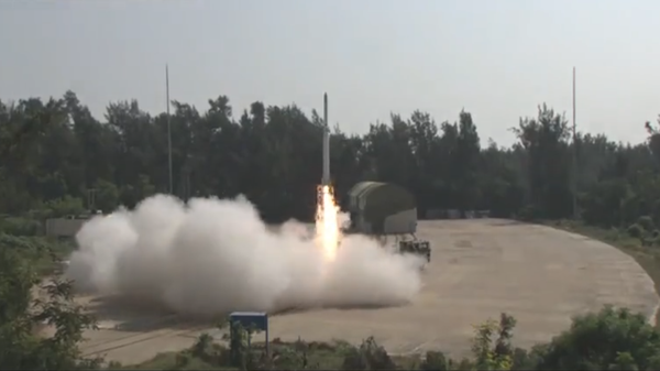 Screenshot from the video showing the maiden launch of the AD-1 long-range interceptor missile - Sputnik International
