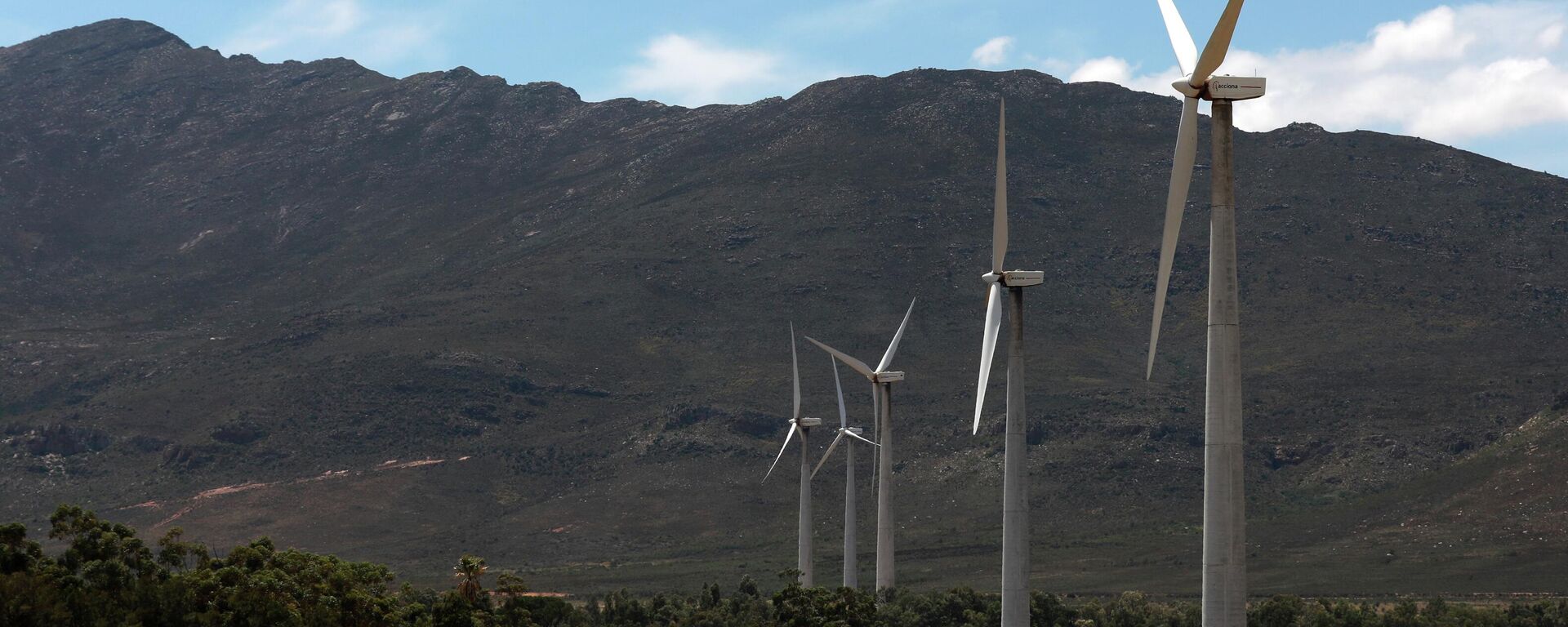 Wind turbines are seen at the Gouda Wind Farm located 115 km north east of Cape Town, South Africa, Monday, Nov. 7, 2022. The wind farm is one of the biggest in Southern Africa. - Sputnik International, 1920, 08.11.2022