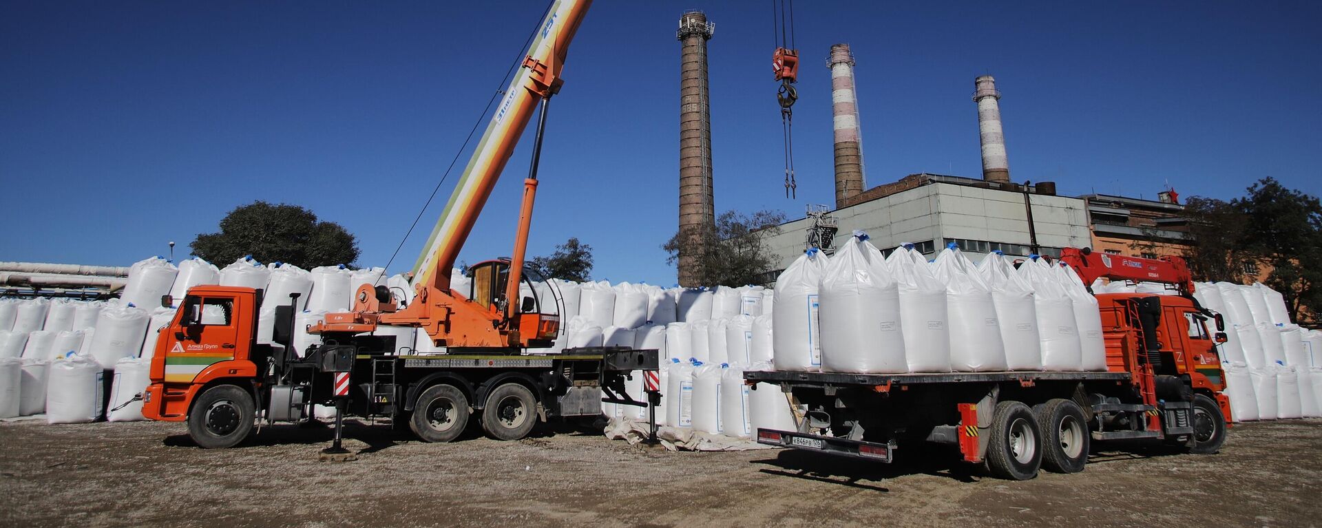 Works on the territory of the Almaz Fertilizers LLC plant for the production of water-soluble and granular fertilizers  - Sputnik International, 1920, 27.04.2023