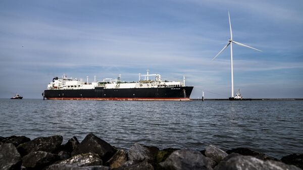 LNG (liquefied natural gas) tanker 'Golar Igloo' arrives in the port of Eemshaven, north of Groningen, on September 4, 2022. - Sputnik International