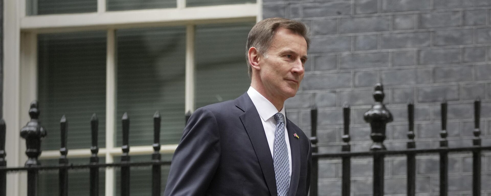 Britain's Chancellor Jeremy Hunt leaves 11 Downing Street to deliver his autumn financial statement to Parliament - Sputnik International, 1920, 18.01.2023