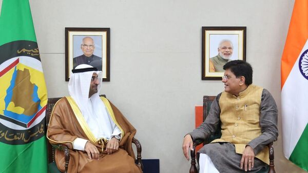 India's Piyush Goyal meeting with H.E. Dr. Nayef Falah Al-Hajraf, Secretary General of the Gulf Cooperation Council - Sputnik International