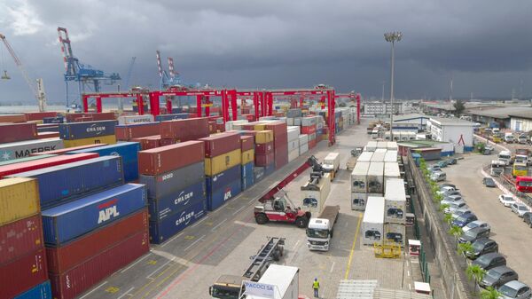 A general view of the Abidjan-terminal at the port of Abidjan on May 8, 2020 - Sputnik International