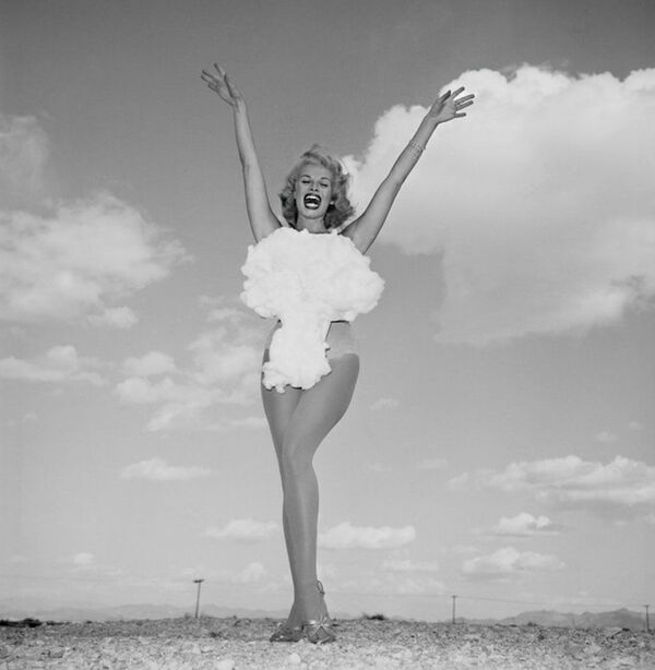 &quot;Miss Atomic Bomb&quot; Lee Merlin. Las Vegas, May 24, 1957. - Sputnik International