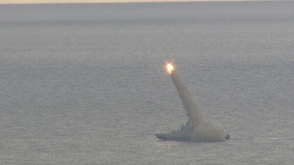 A Hsiung Feng III supersonic anti-ship missile fired from the Taiwanese corvette Tuo Chiang - Sputnik International