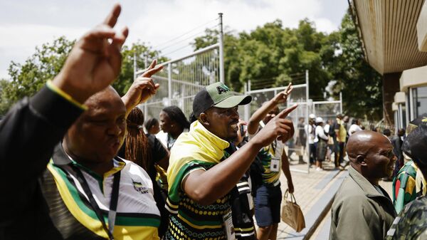 Delegates arrive for the 55th National Conference of the African National Congress (ANC) at the  National Recreation Center (NASREC) in Johannesburg on December 16, 2022. - Sputnik International