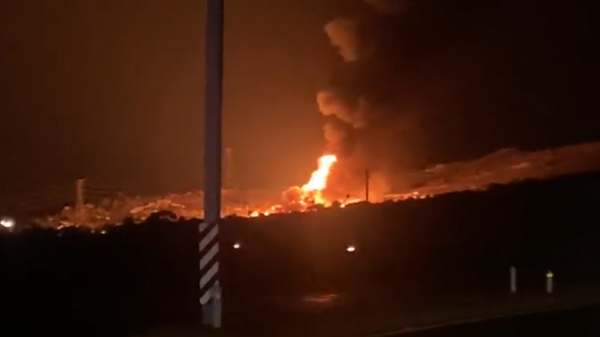 Image captures massive fire that was reported in the port of Compas in Columbia's Barranquilla city. - Sputnik International