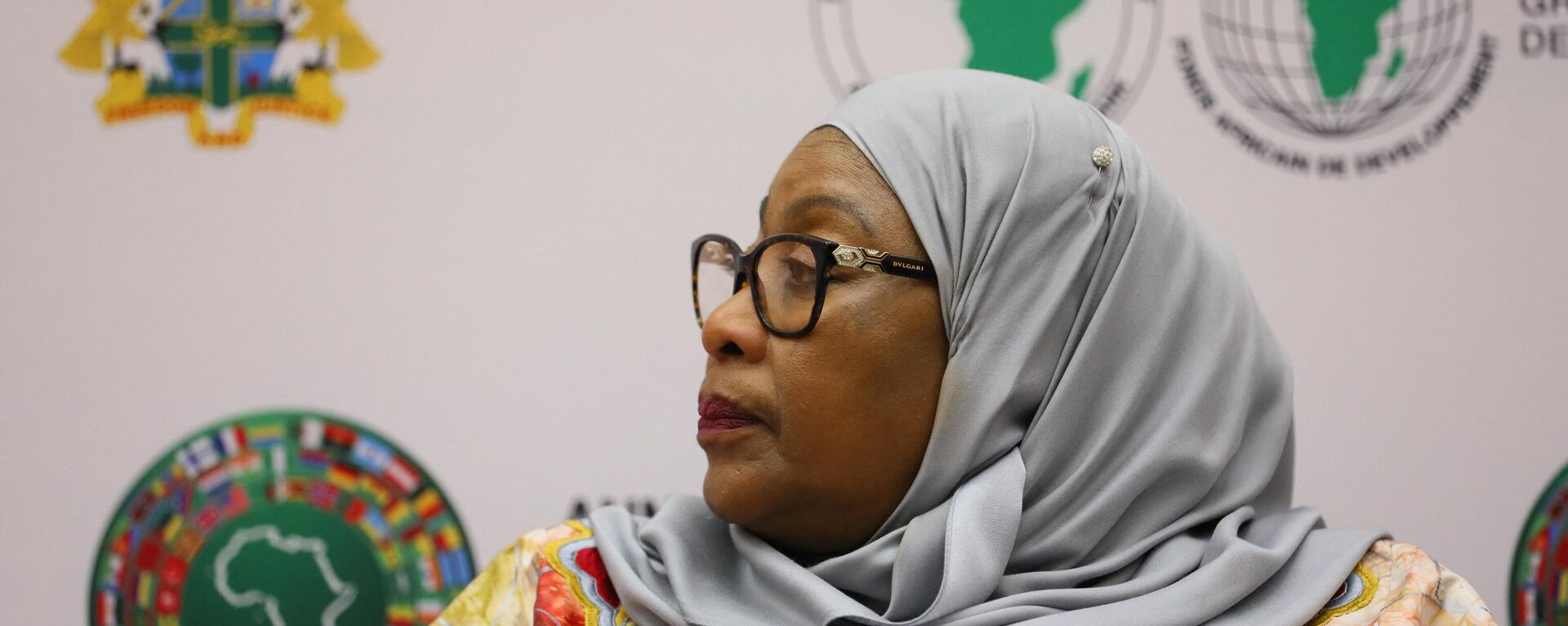 Tanzania President Samia Suluhu Hassan looks on while taking part in the African Development Bank Group Annual Meeting in Accra, Ghana, on May 25, 2022. - Sputnik International, 1920, 24.12.2022