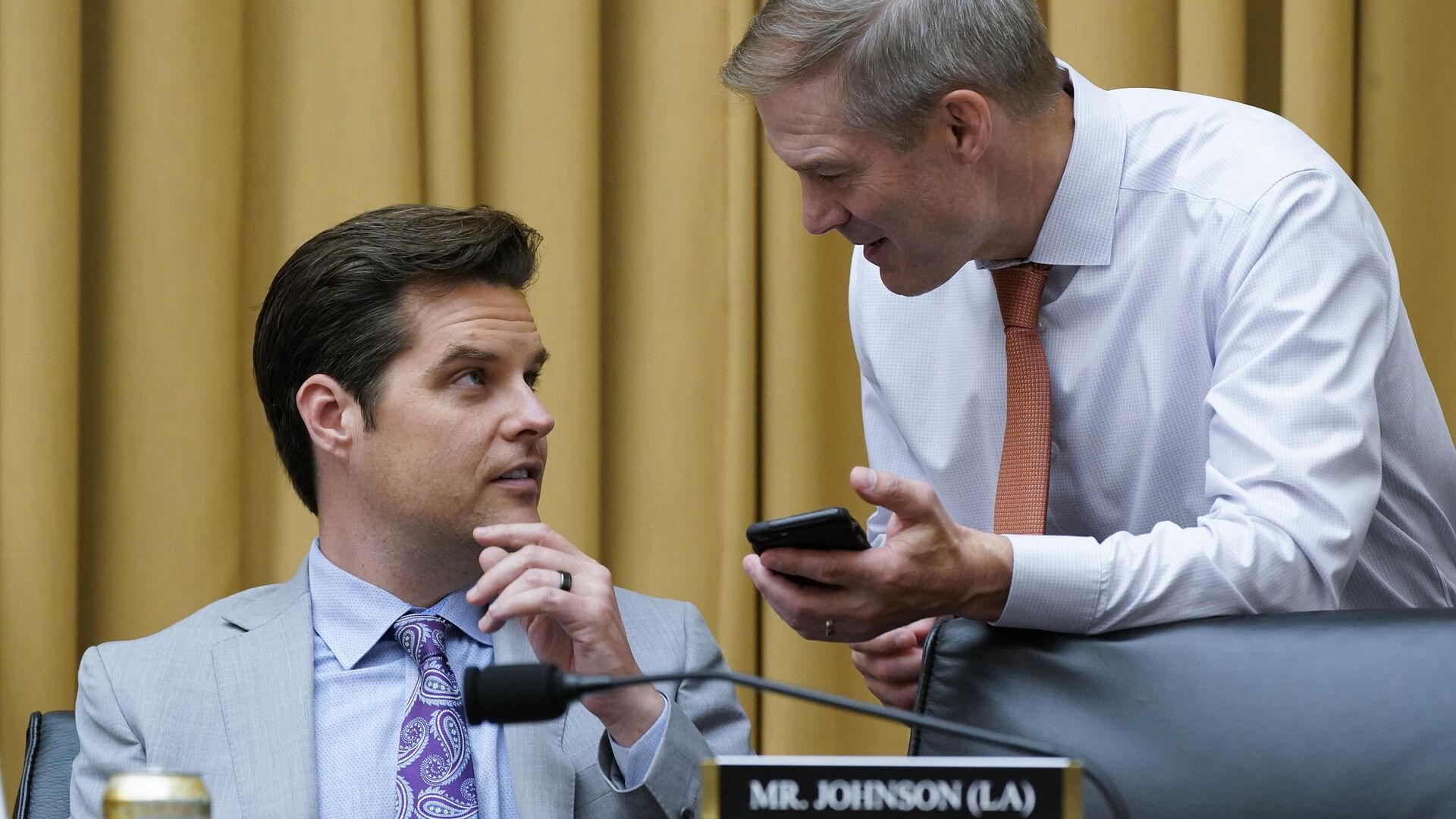 Rep. Matt Gaetz, R-Fla.,left, and Rep. Jim Jordan, R-Ohio, confer as the House Judiciary Committee holds an emergency meeting to advance a series of Democratic gun control measures called the Protecting Our Kids Act in response to mass shootings in Texas and New York, at the Capitol in Washington, Thursday, June 2, 2022. - Sputnik International, 1920, 10.02.2023