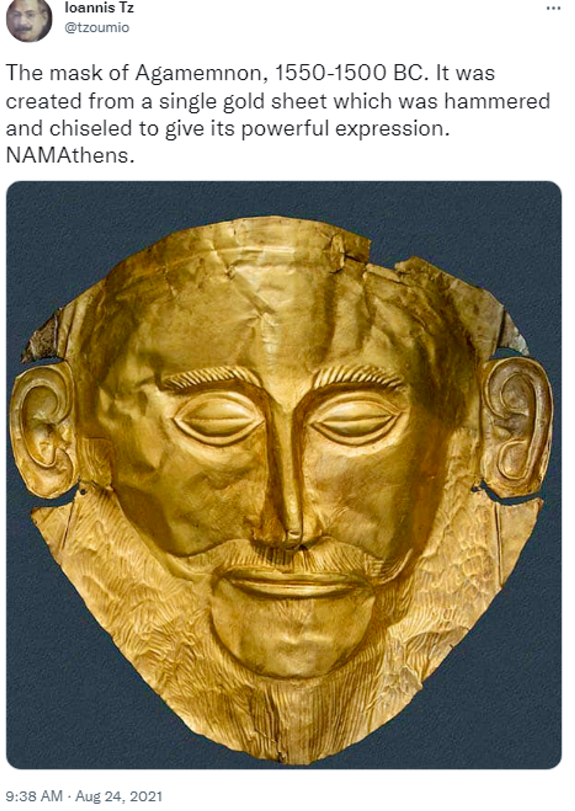 Twitter screenshot featuring picture of Mask of Agamemnon, 1550-1500 BC - Sputnik International, 1920, 05.01.2023
