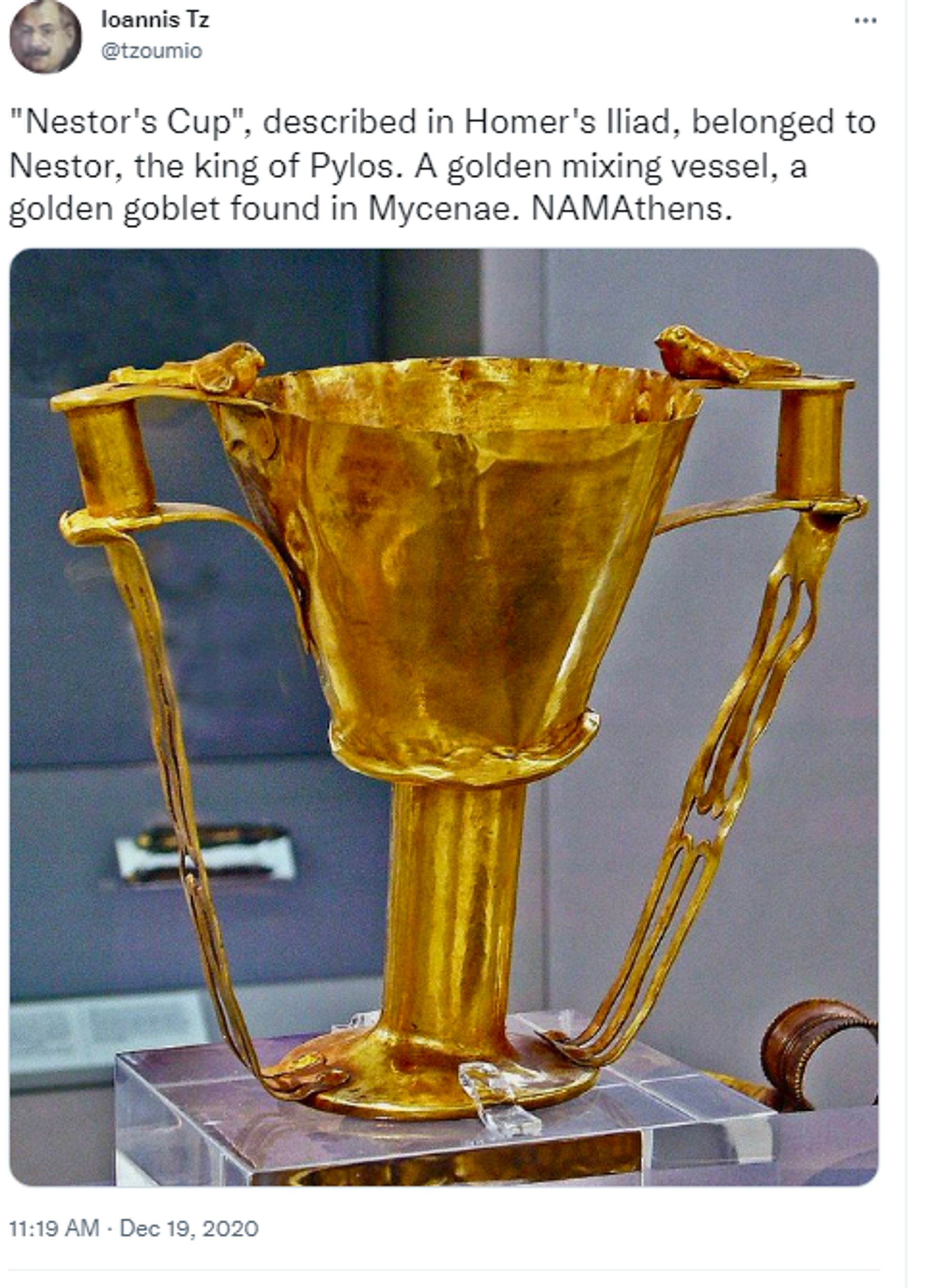 Twitter screenshot featuring Nestor's Cup, a golden goblet made in Rhodes in the eighth century BC.  - Sputnik International, 1920, 05.01.2023