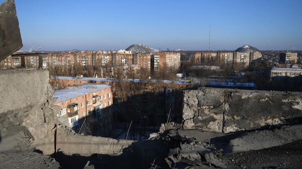 Aftermath of the shelling by the Armed Forces of Ukraine in the Petrovsky district of Donetsk. - Sputnik International