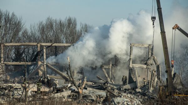 Ruins in Makeevka after Ukrainian strike  - Sputnik International