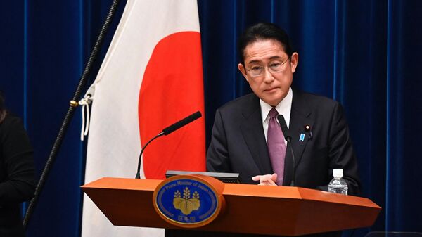 Japan’s Prime Minister Fumio Kishida attends a press conference in Tokyo on December 16, 2022 - Sputnik International