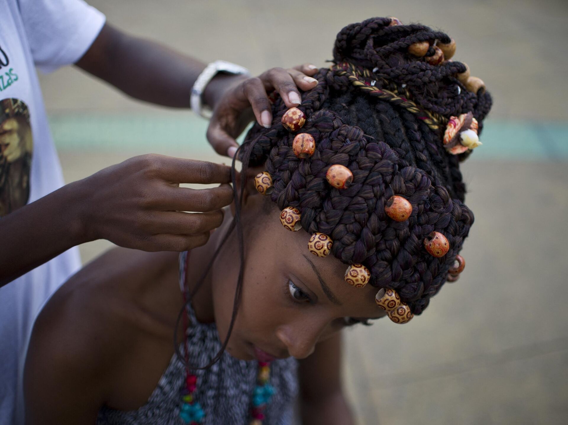 A Regional Walk Through The History of African Hair Braiding - Okayplayer