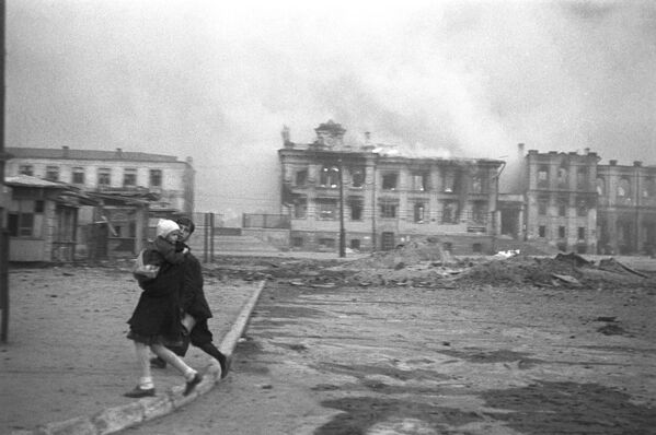 During the course of the battle, Stalingrad was heavily bombed by the Nazis, with thousands of people being killed and countless buildings being destroyed by the German air raids.Photo: View of the Railway Station Square at Stalingrad during a German air raid. - Sputnik International
