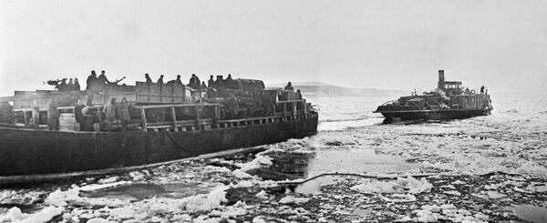 As the fighting continued, Soviet reinforcements moved across the Volga River to aid the city defenders.Photo: Troop barge moves across the Volga River near Stalingrad. - Sputnik International