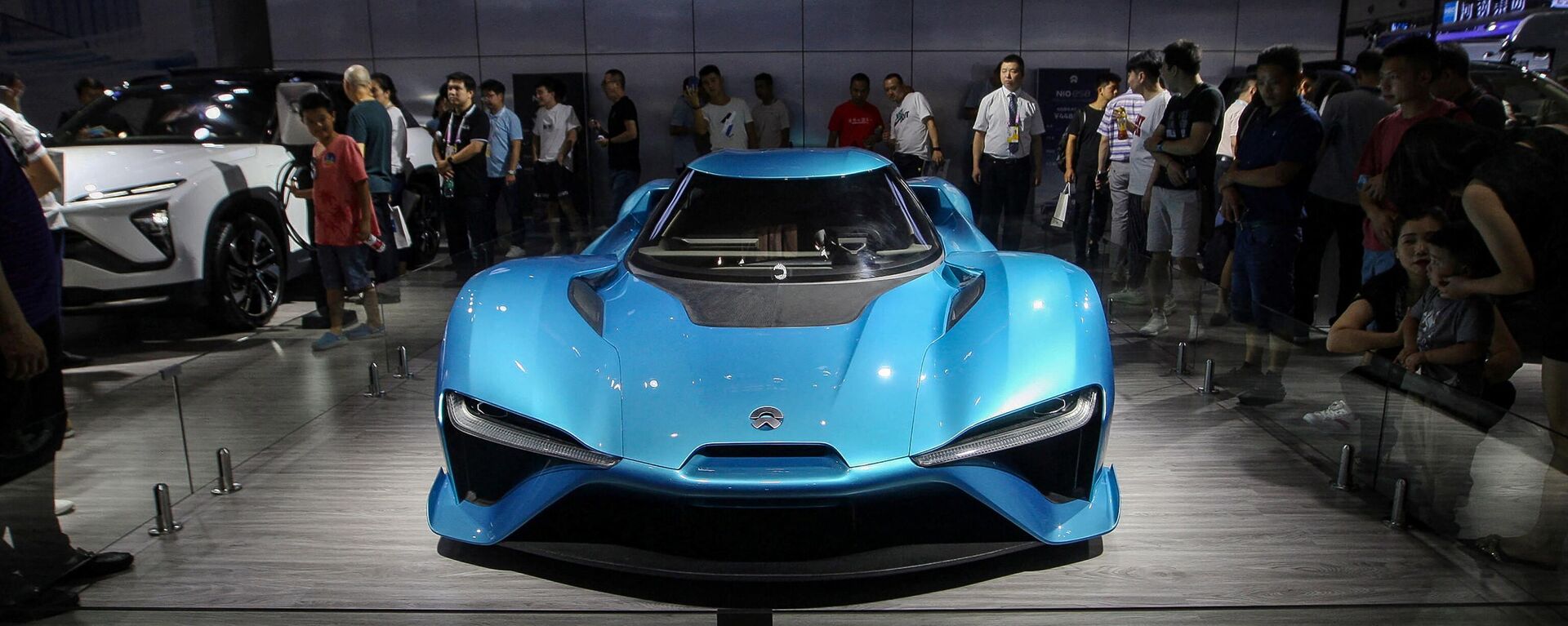 This photo taken on August 26, 2019 shows a NIO EP9 driverless car displayed during the 2019 Smart China Expo in China's southwestern Chongqing. - NIO EP9 can accelerate from 0-100 km/h (62 mph) in 2.7 seconds, and achieve a top speed of 350km/h (217 mph). - Sputnik International, 1920, 06.02.2023