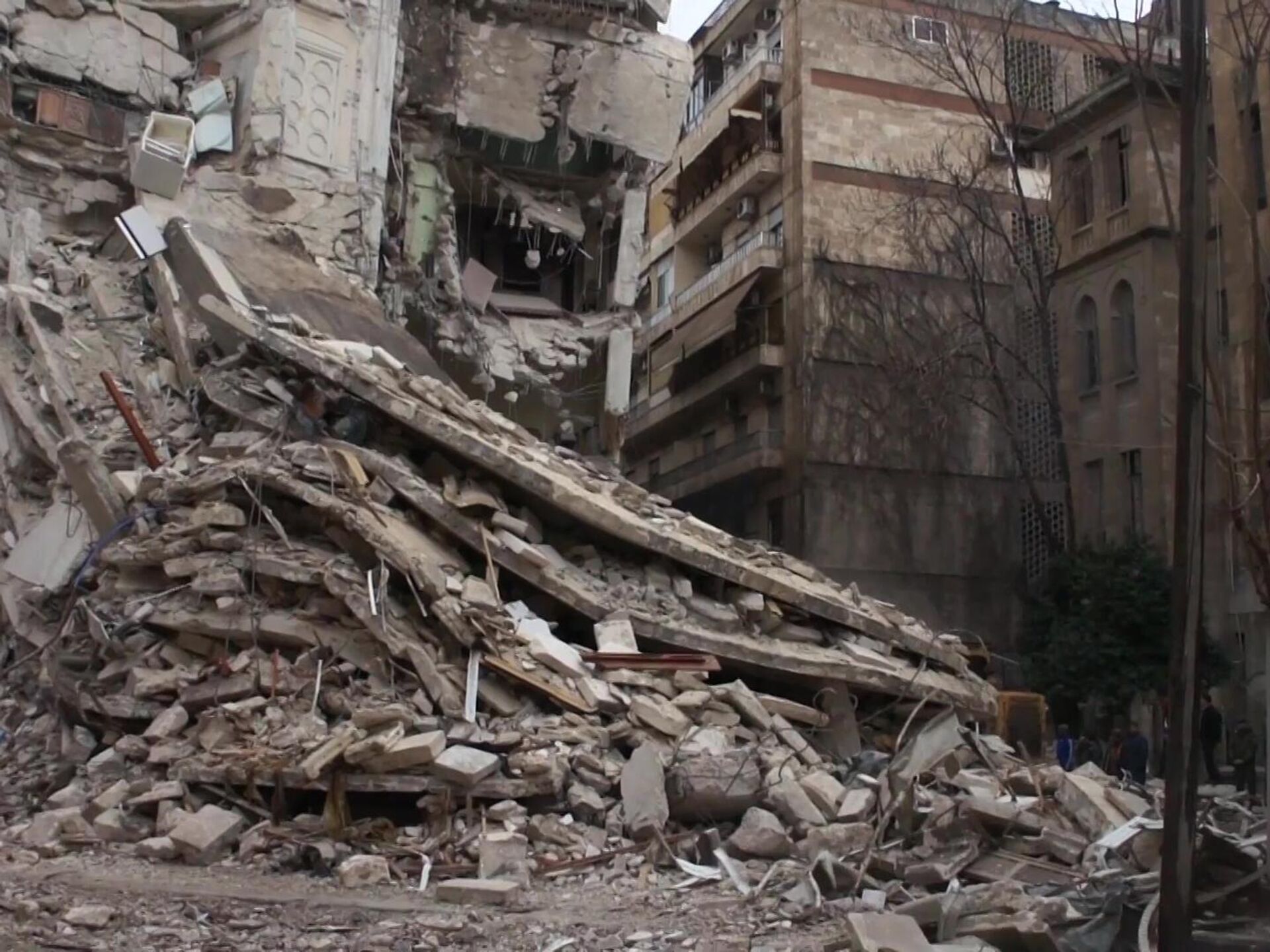 Землетрясение 8 2. Сирия Алеппо землетрясение 2023. Землетрясение в Турции и Сирии 2023. Алеппо сейчас 2023. Цитадель Алеппо землетрясение 2023.