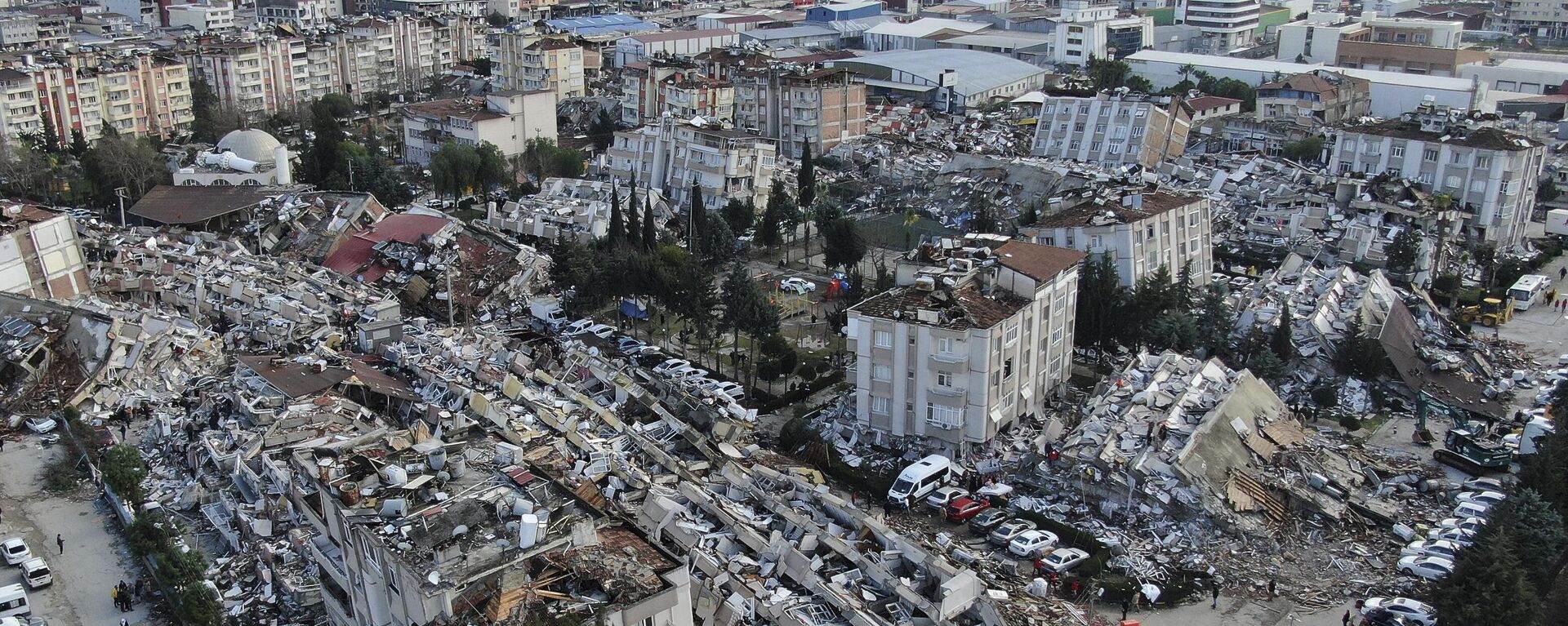 Aerial photo shows the destruction in Hatay city center, southern Turkey, Tuesday, Feb. 7, 2023.  - Sputnik International, 1920, 13.02.2023
