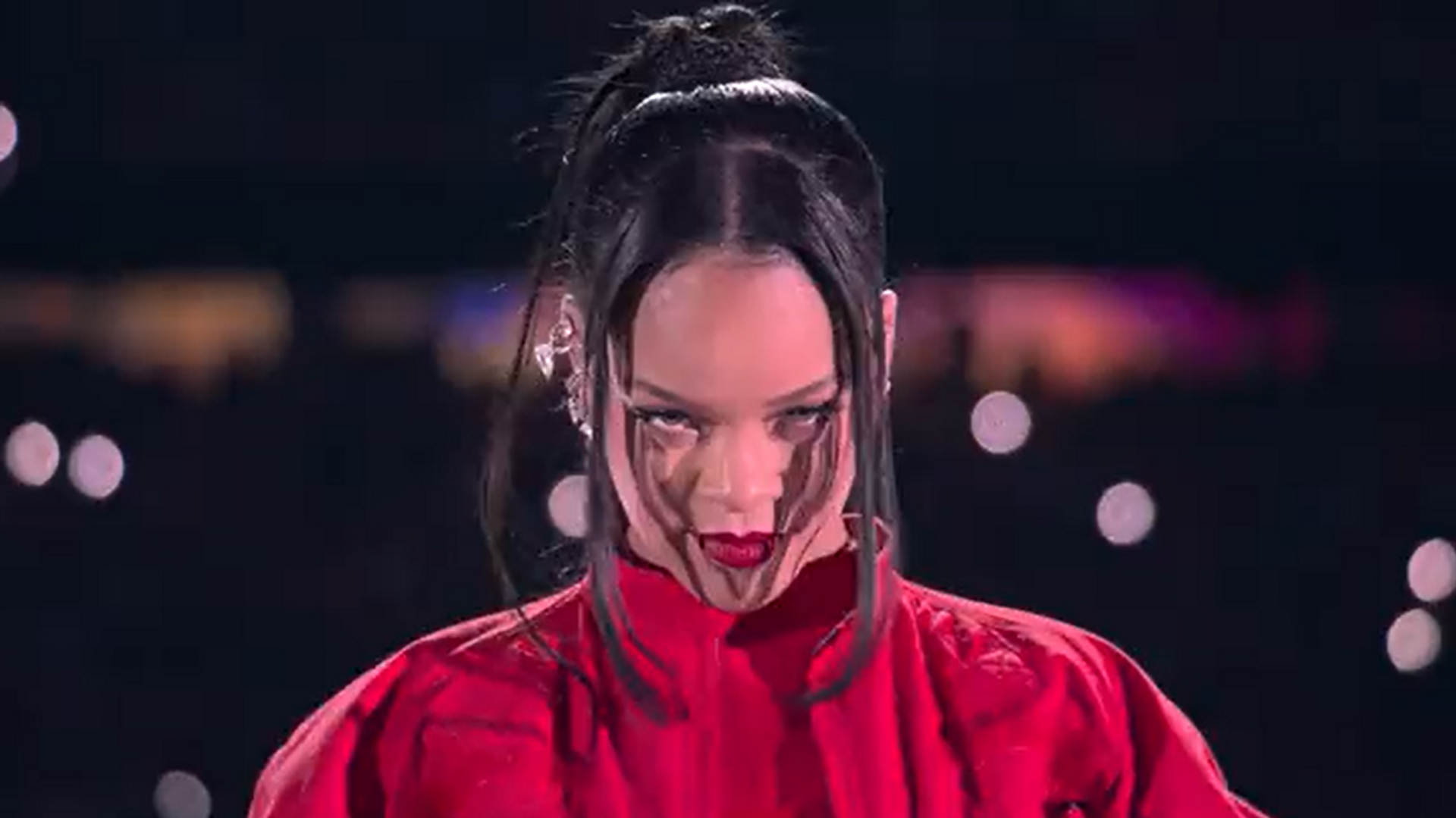 Rihanna Causes Surge in Super Bowl Tickets