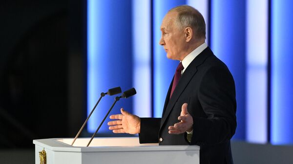 Russian President Vladimir Putin speaks to the Federal Assembly. Tuesday, February 21, 2023. - Sputnik International
