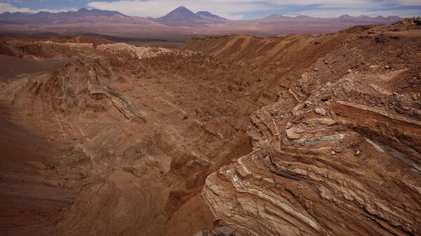 View of the Moon Valley, Chile.  - Sputnik International