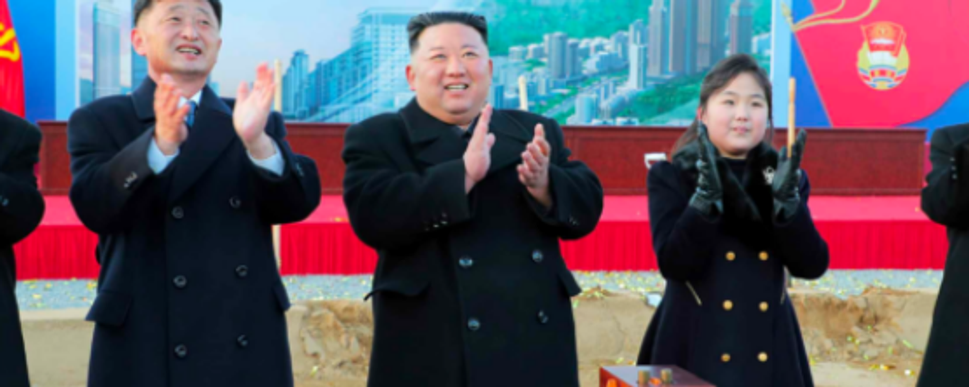 A Twiiter screenshot shows North Korean leader Kim Jong-un and his daughter attending the groundbreaking ceremony for the construction of a new street in Pyongyang on February 25, 2023. - Sputnik International, 1920, 19.03.2023
