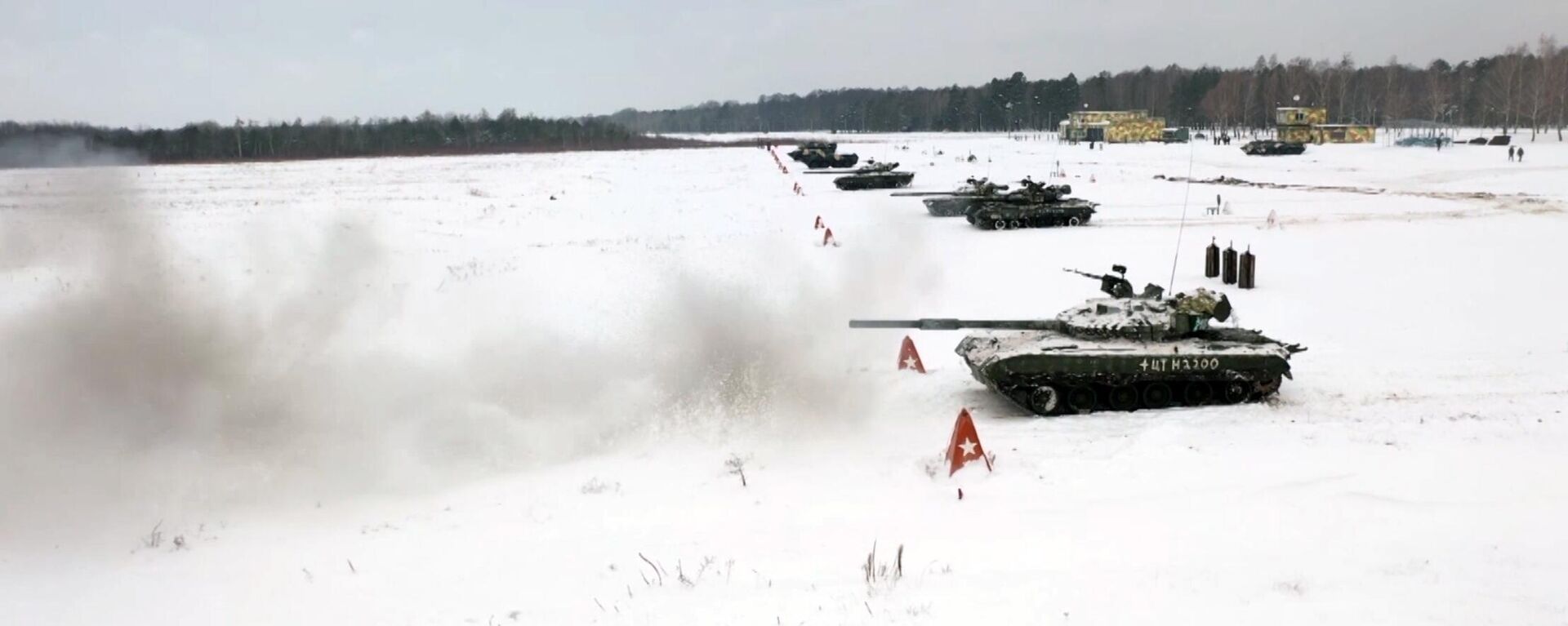Russian and Belarusian tanks engaging in joint exercises at a range in Belarus. File photo. - Sputnik International, 1920, 28.03.2023