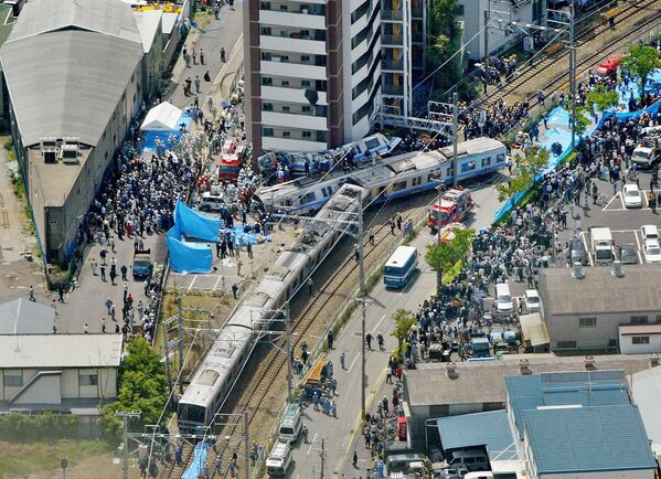 107 people were killed, and 562 others injured on 25 April 2005, in western Japan when a commuter train derailed, sending one carriage hurtling into an apartment block in Amagasaki, Hyogo prefecture in what was the nation&#x27;s deadliest rail accident in 14 years. - Sputnik International
